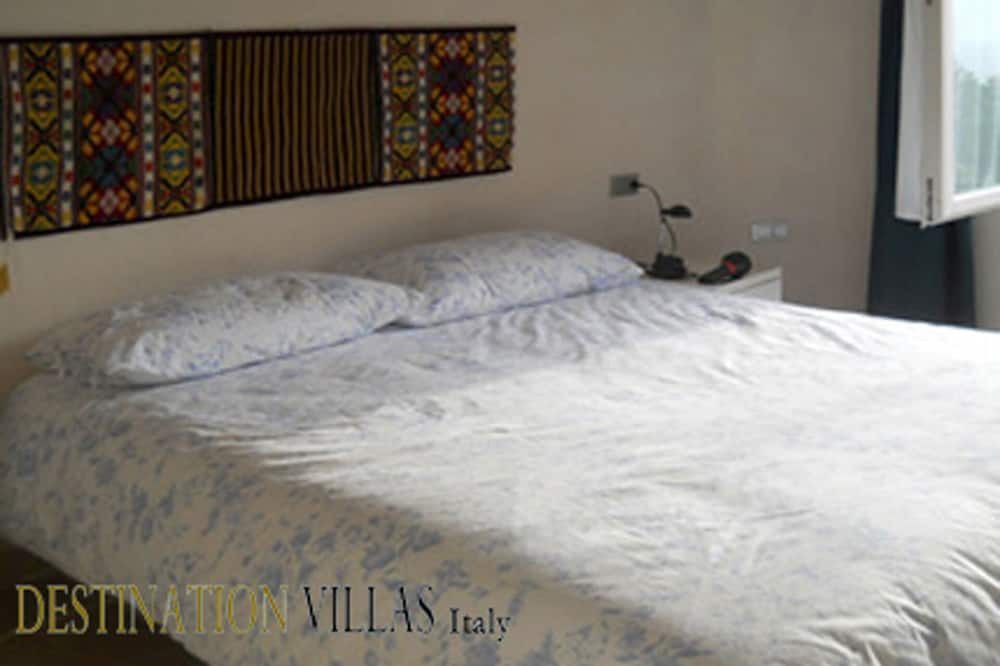 Photo of Bedroom in Costa Paradiso