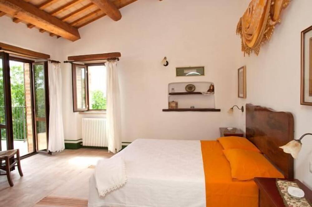 Photo of Bedroom in Montelparo