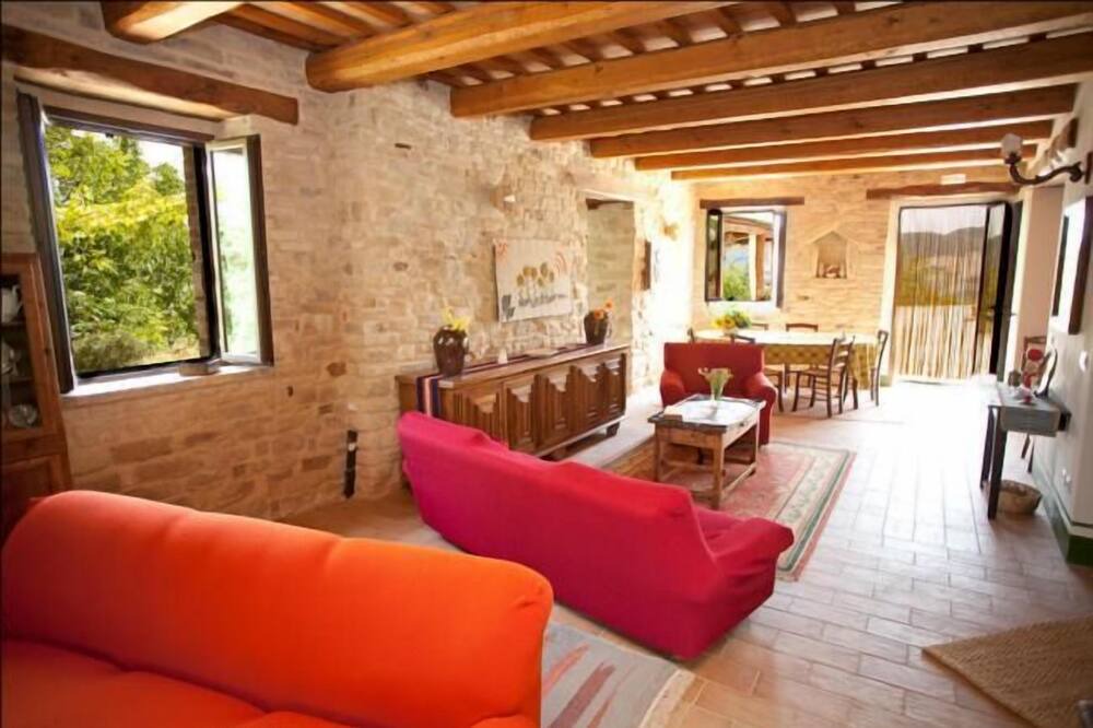 Photo of Livingroom in Montelparo