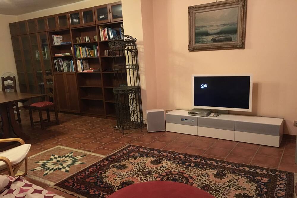 Photo of Livingroom in Montabone