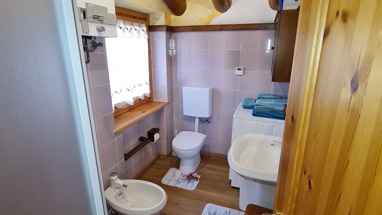 Photo of Bathroom in Valtournenche