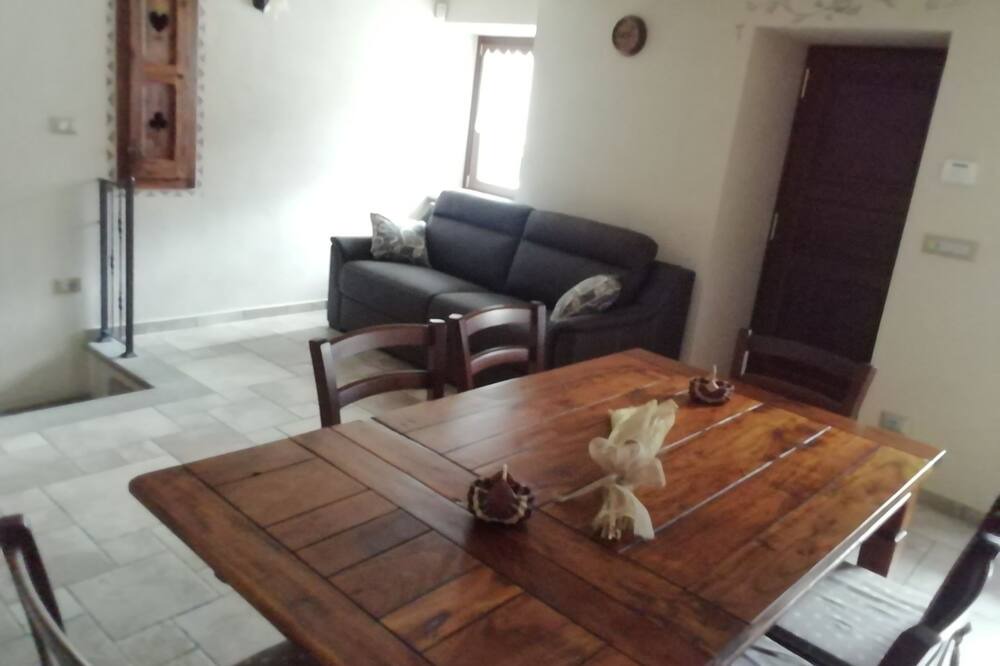 Photo of Livingroom in Saint Maurice