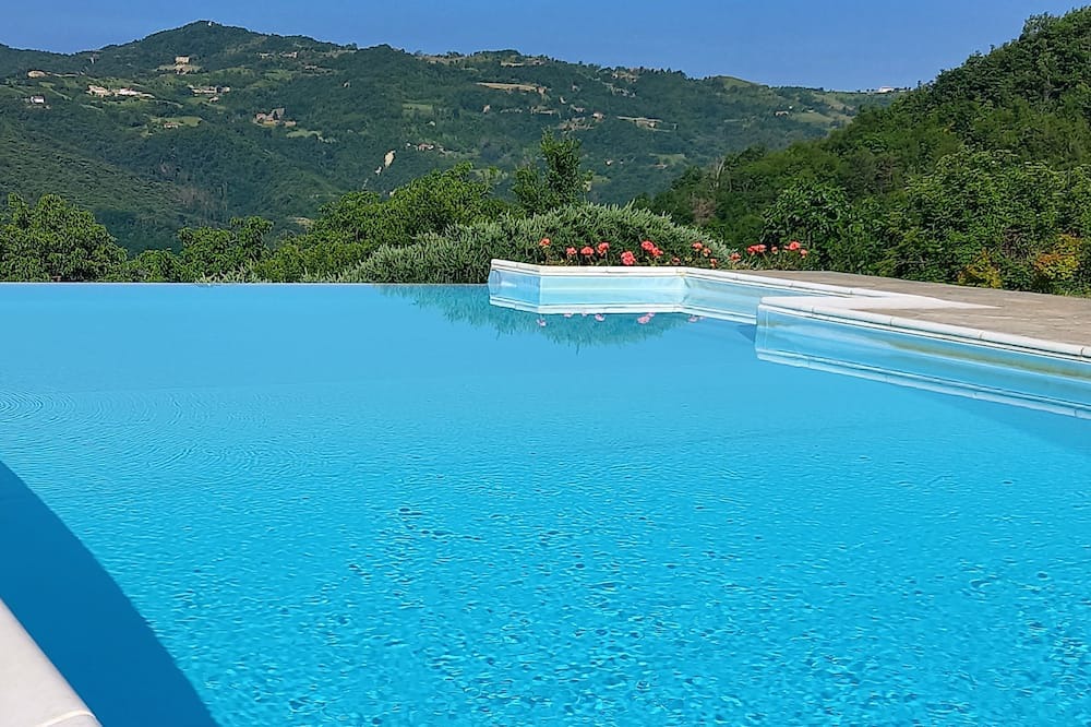 Photo of Outdoor in Cartosio