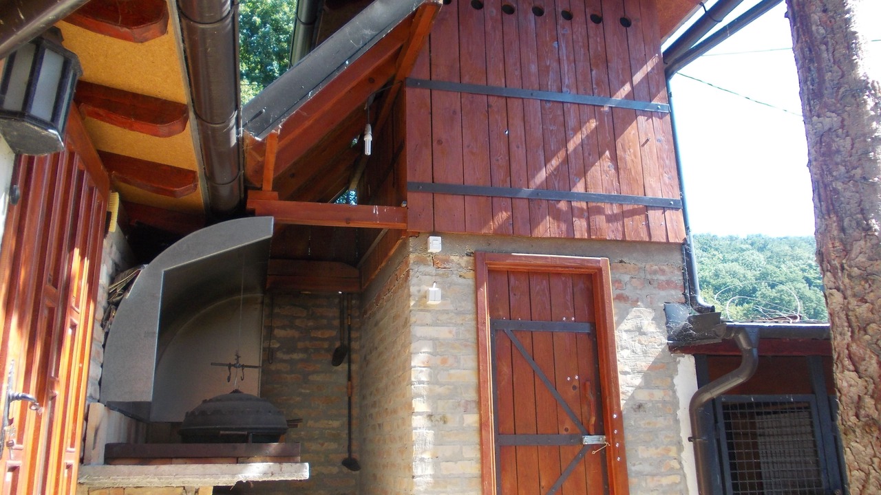Photo of Outdoor in Lezimir