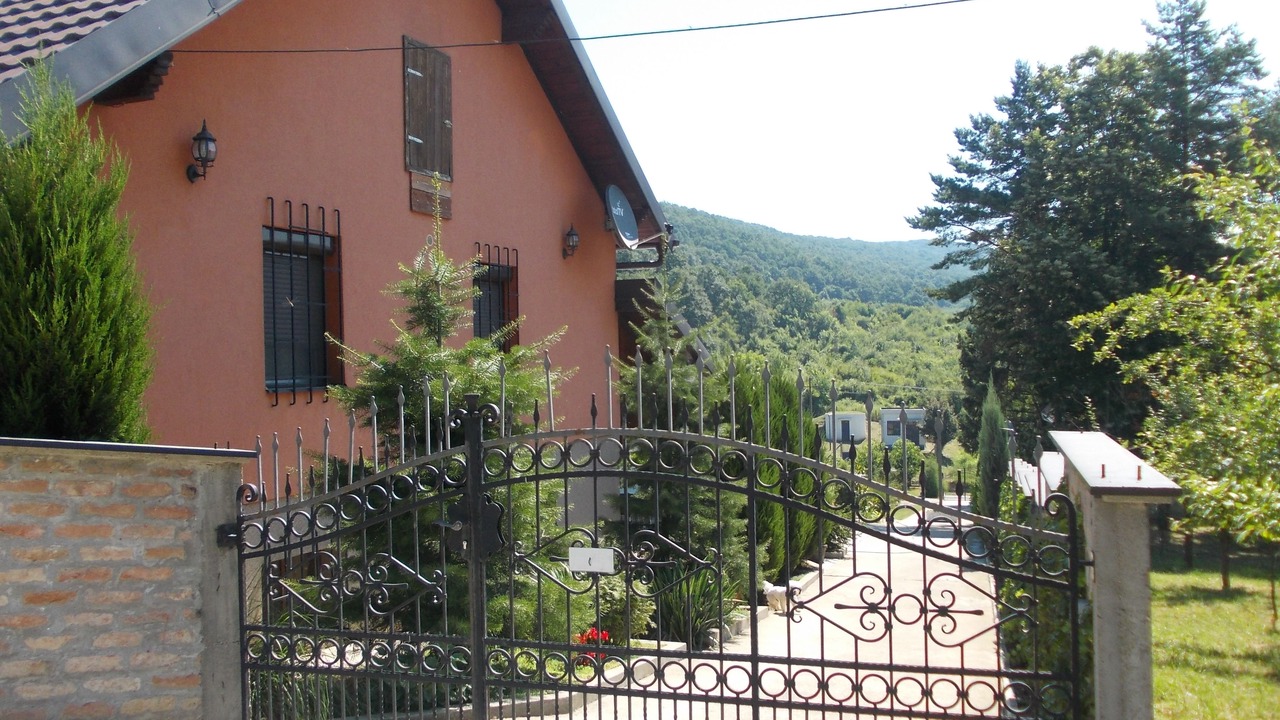 Photo of Outdoor in Lezimir
