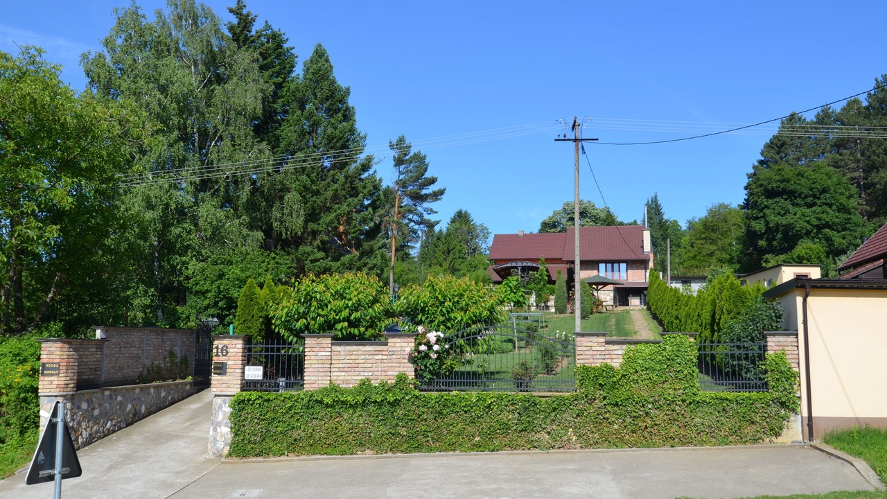 Photo of Outdoor in Lezimir