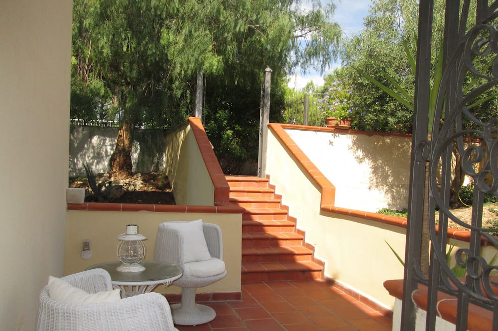 Photo of Patio Balcony in Monti D'arena-Bosco Caggione