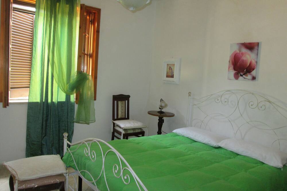 Photo of Bedroom in Monti D'arena-Bosco Caggione