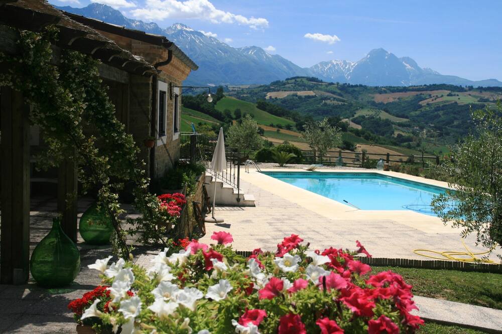 Photo of Outdoor in Castiglione Messer Raimondo