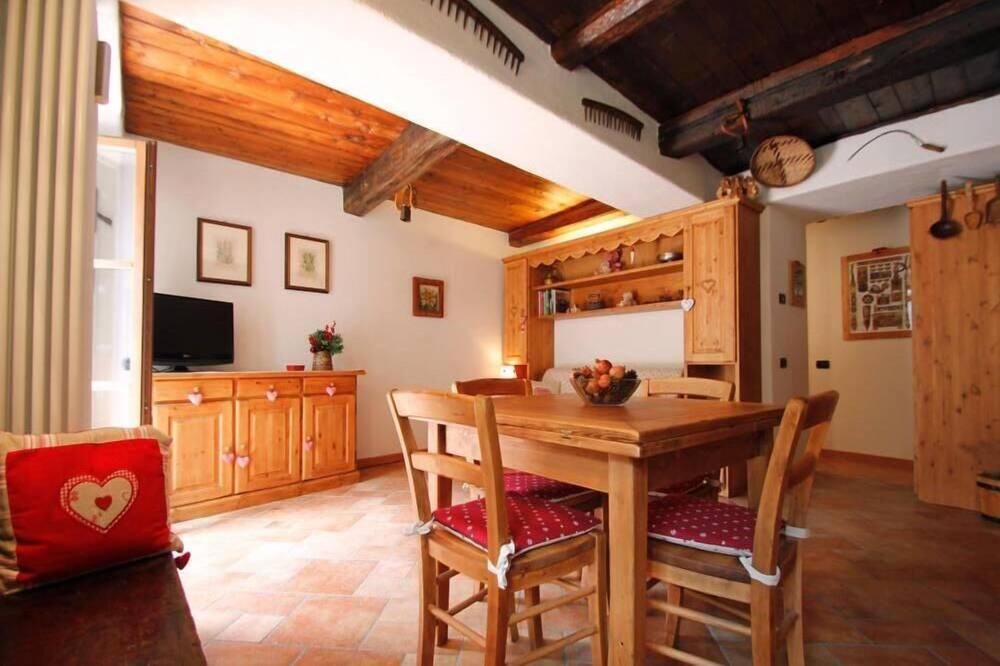 Photo of Livingroom in Epinel