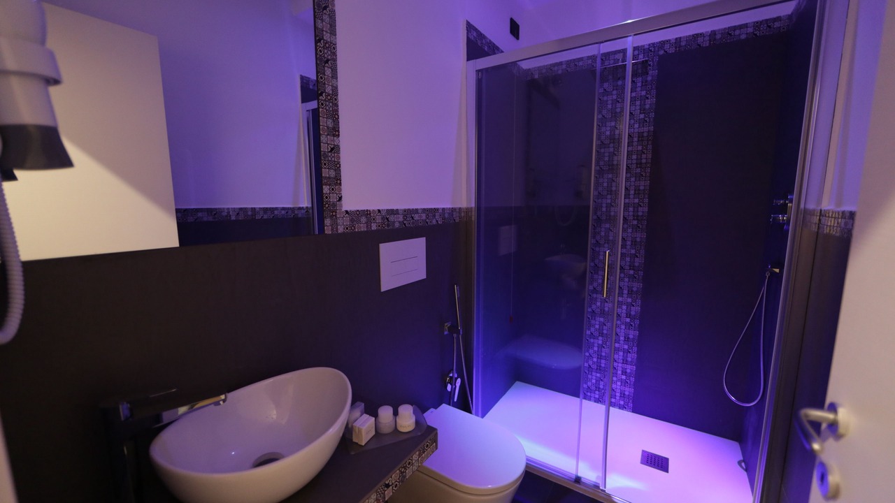 Photo of Bathroom in Chiaia