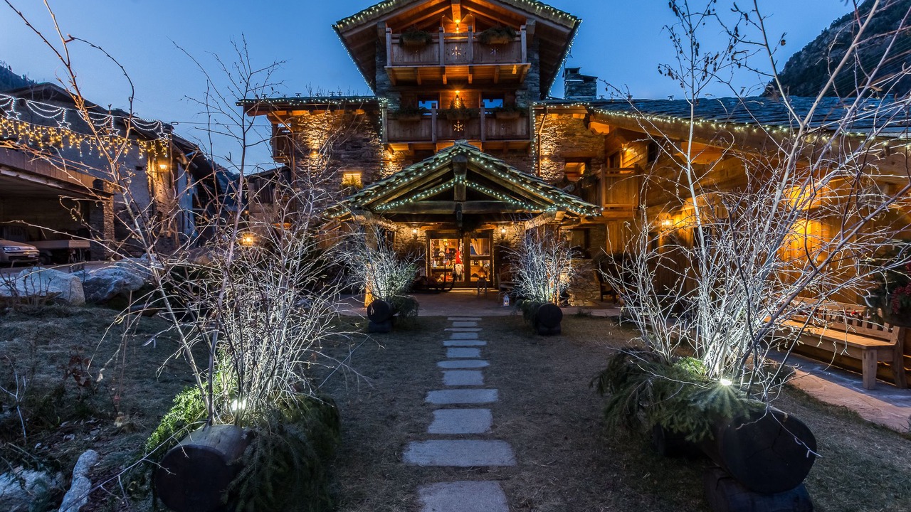 Photo of Outdoor in Derby-villaret