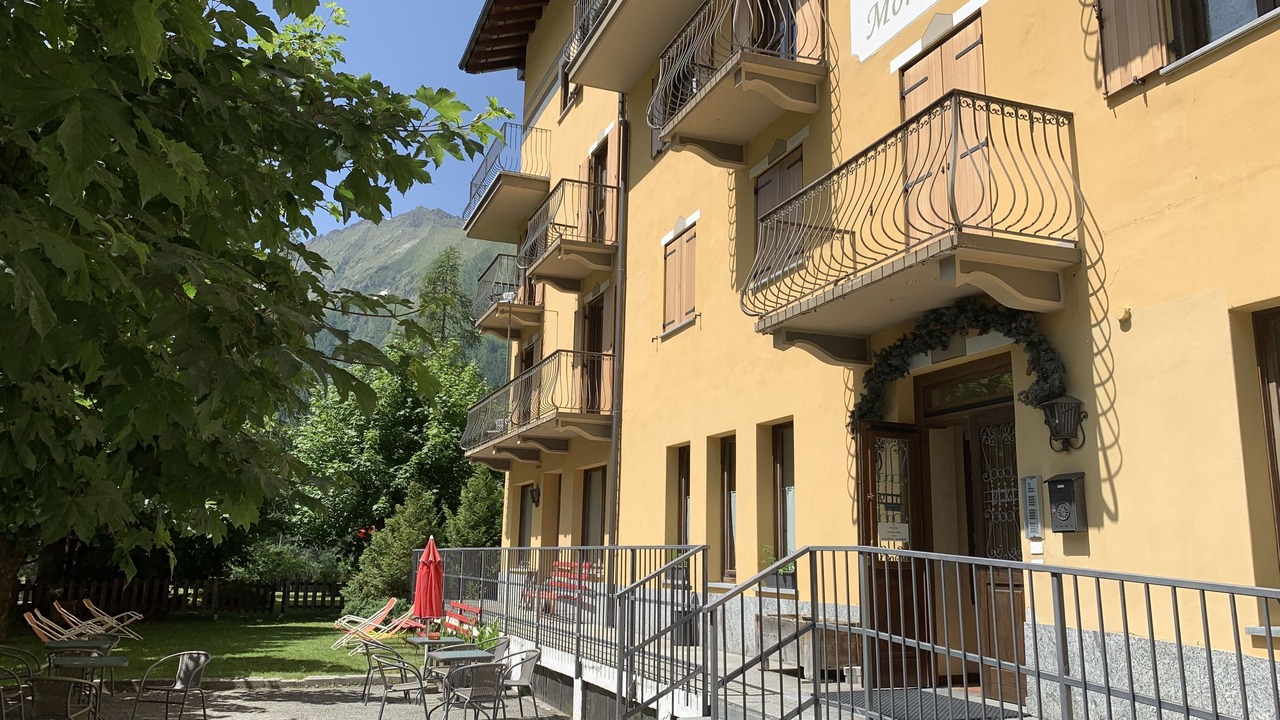 Photo of Outdoor in Antagnod