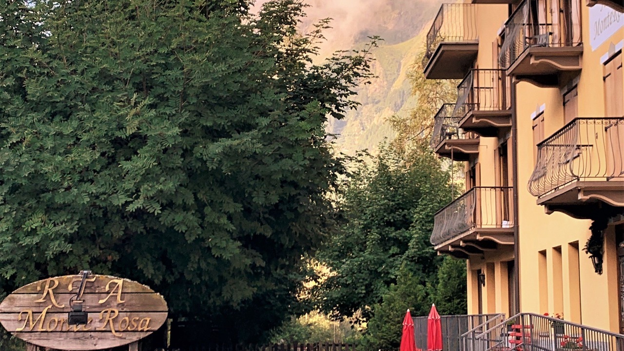 Photo of Outdoor in Antagnod