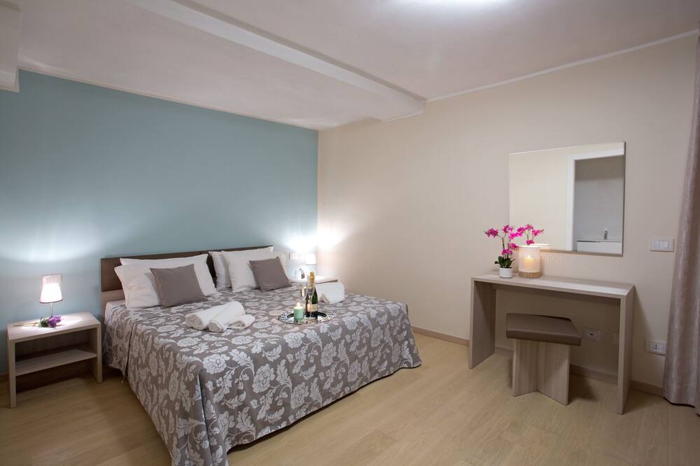 Photo of Bedroom in Sala Comacina
