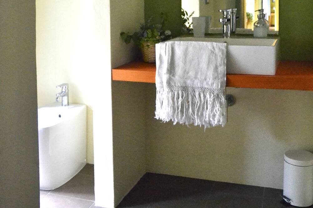 Photo of Bathroom in Cantiano