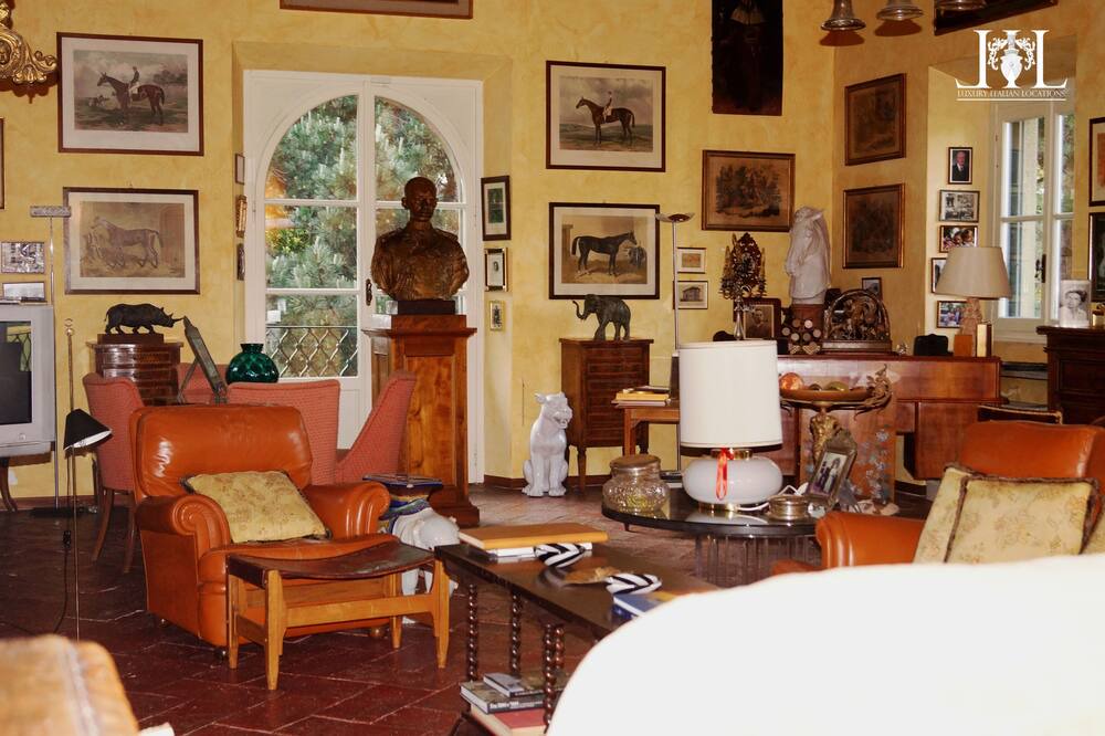 Photo of Others in Cremella