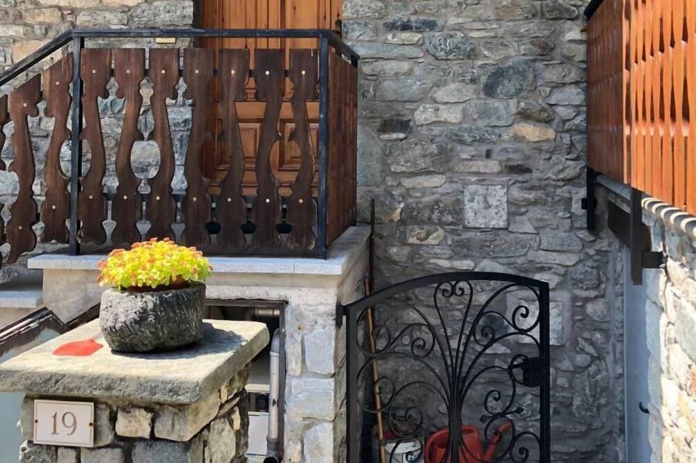 Photo of Others in Moron