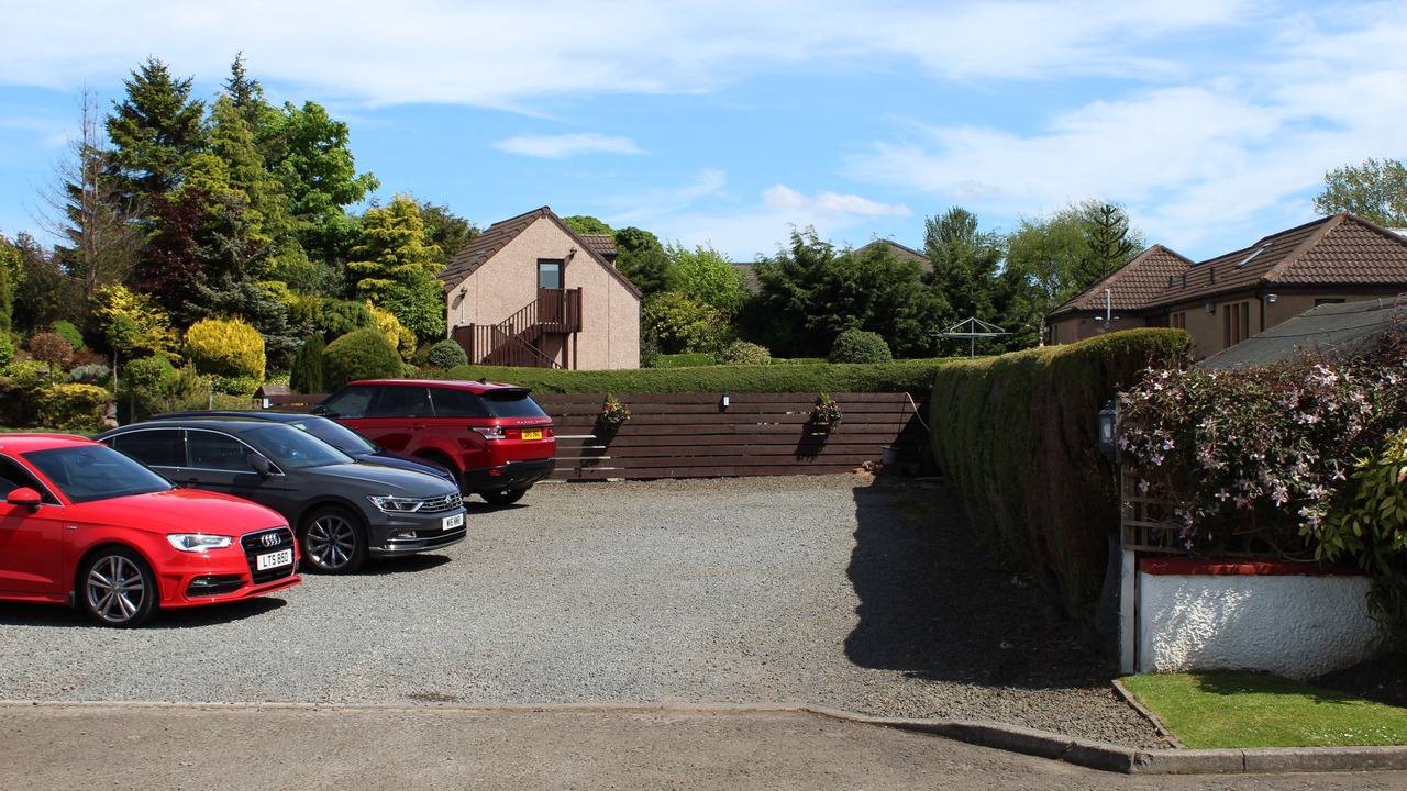 Photo of Others in Livingston