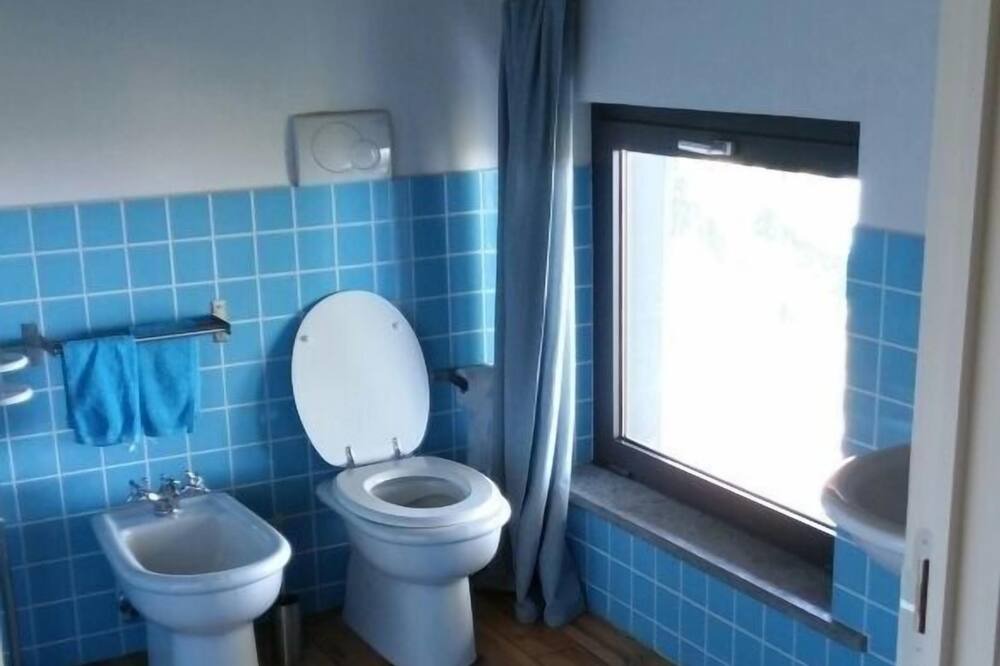 Photo of Bathroom in Rocca di Papa