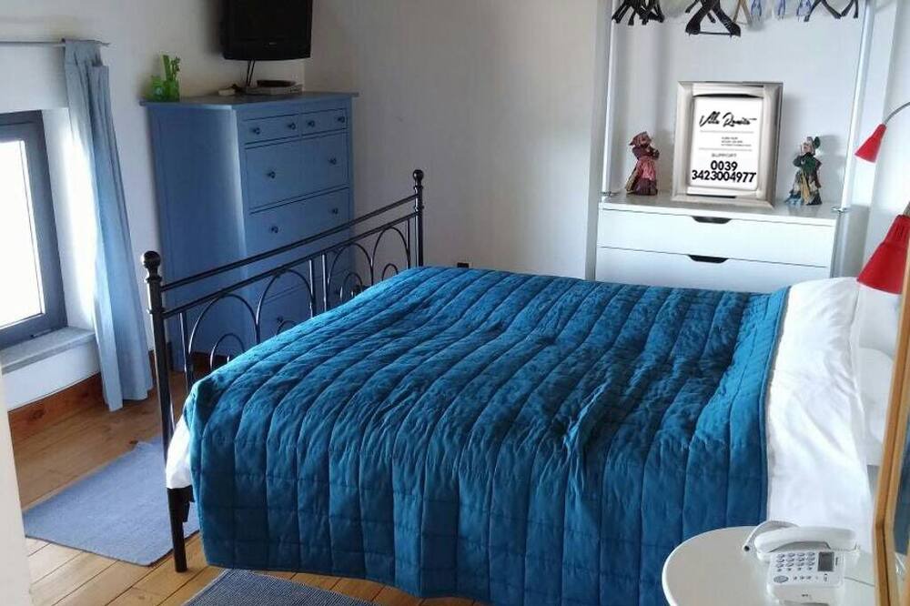 Photo of Bedroom in Rocca di Papa