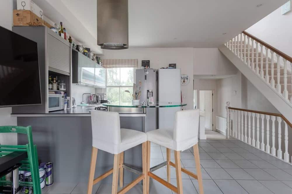 Photo of Kitchen in Southfields