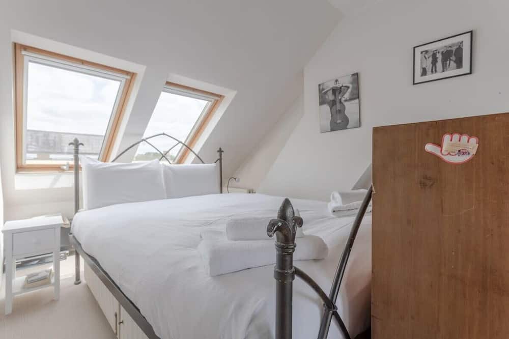 Photo of Bedroom in Southfields