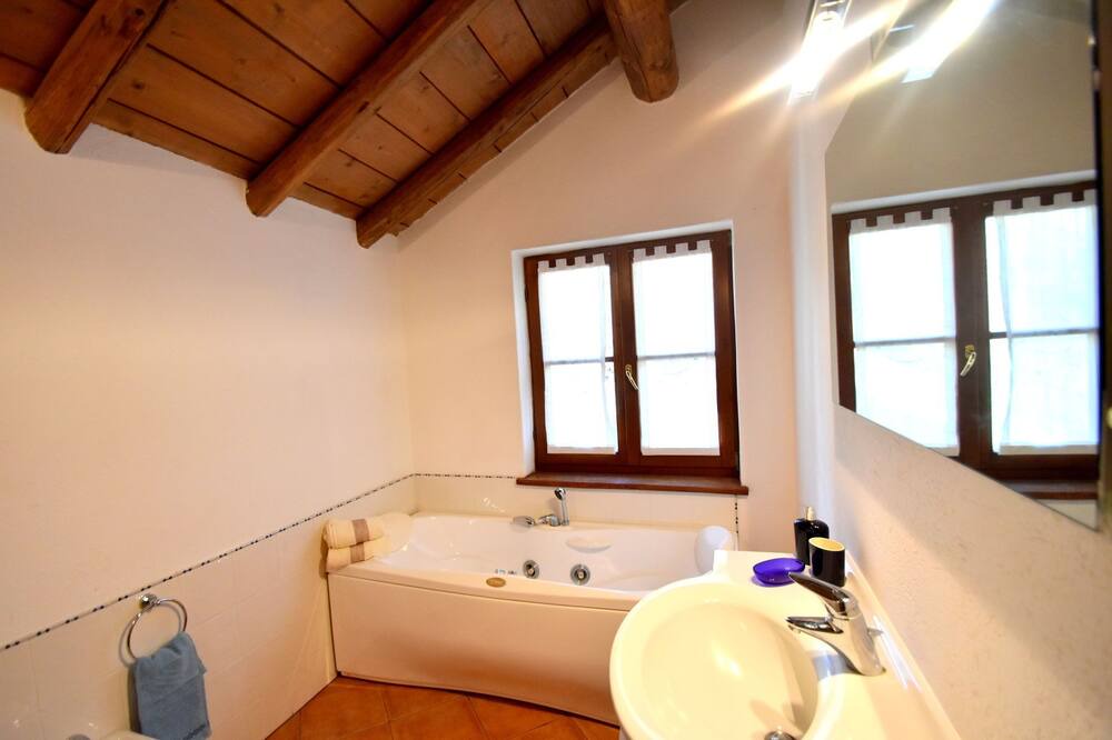 Photo of Bathroom in Cargiago