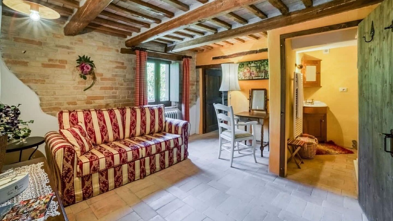 Photo of Livingroom in Santa Vittoria in Matenano