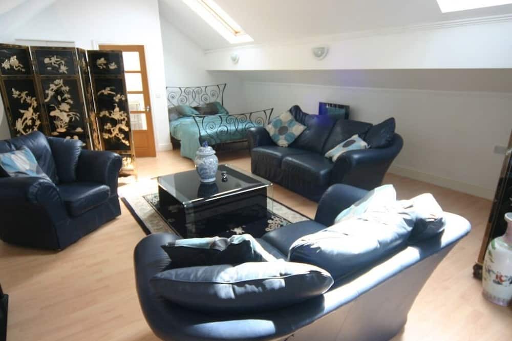Photo of Bedroom in Crynant