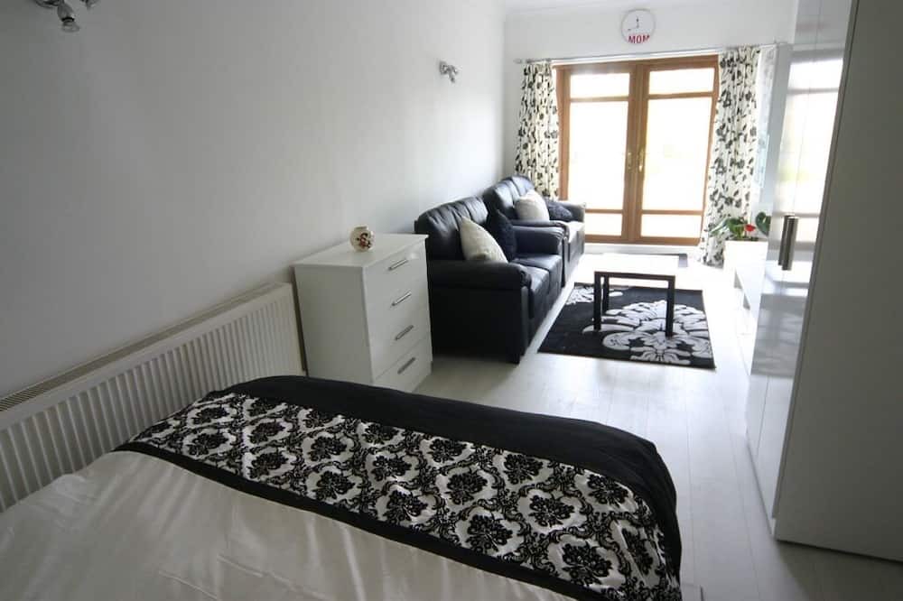 Photo of Bedroom in Crynant
