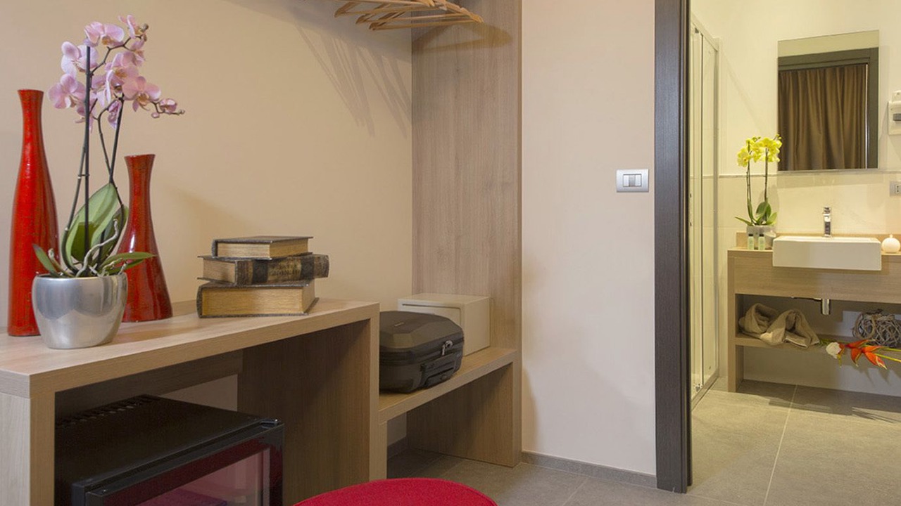 Photo of Bathroom in Urbania