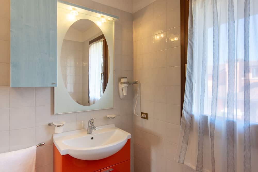 Photo of Bathroom in Isola Albarella