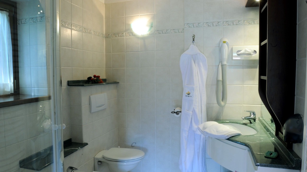 Photo of Bathroom in Cogne