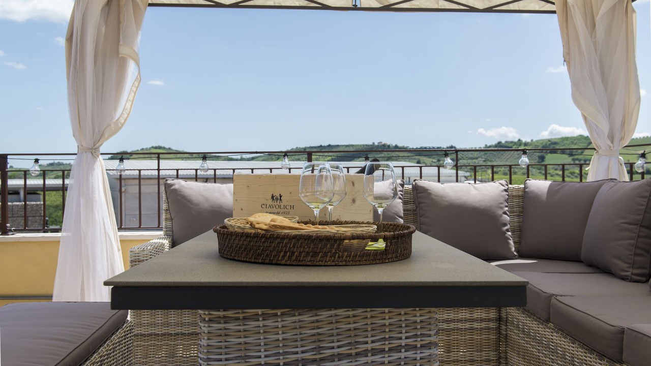 Photo of Patio Balcony in Loreto Aprutino