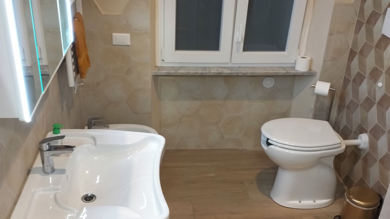 Photo of Bathroom in Lodi