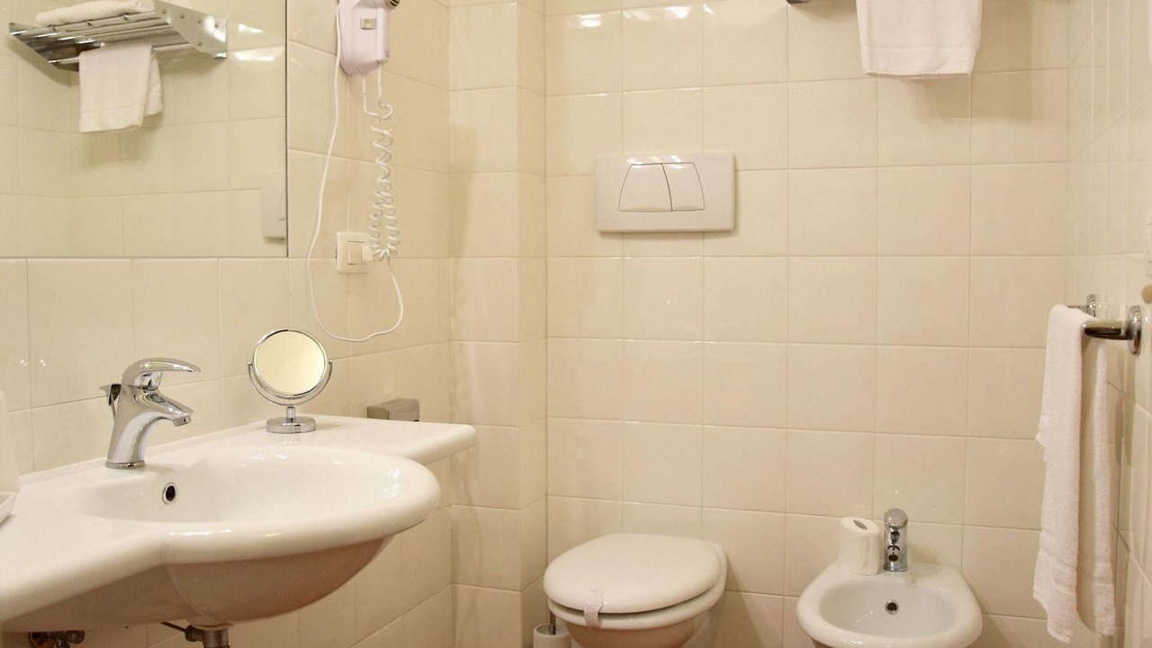Photo of Bathroom in Maiolati Spontini