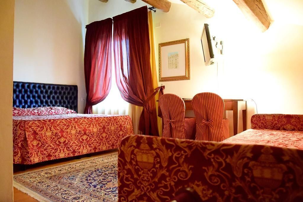 Photo of Bedroom in Maiolati Spontini