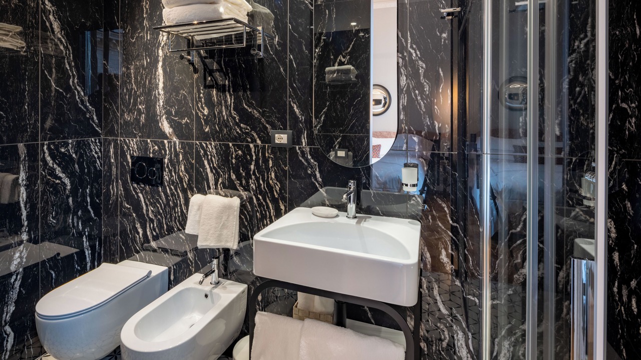 Photo of Bathroom in Rione XVI Ludovisi