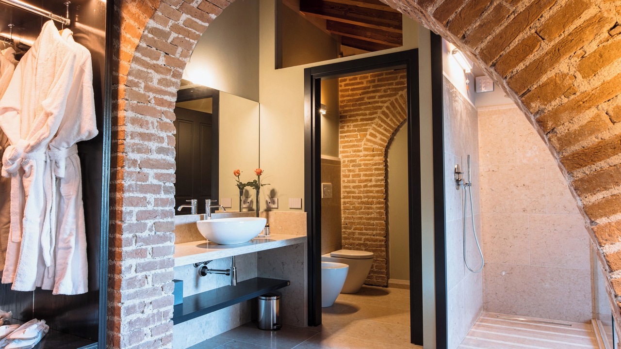 Photo of Bedroom in Peschiera del Garda City Centre