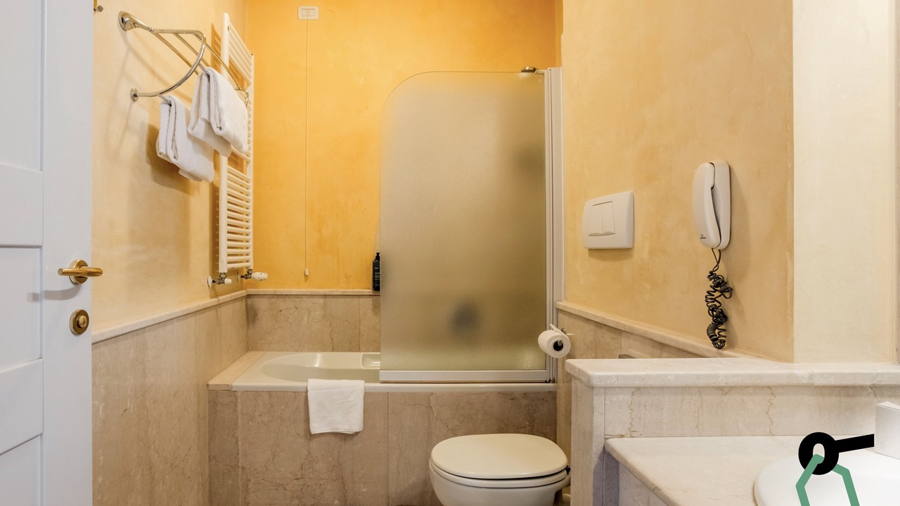 Photo of Bathroom in Calambrone