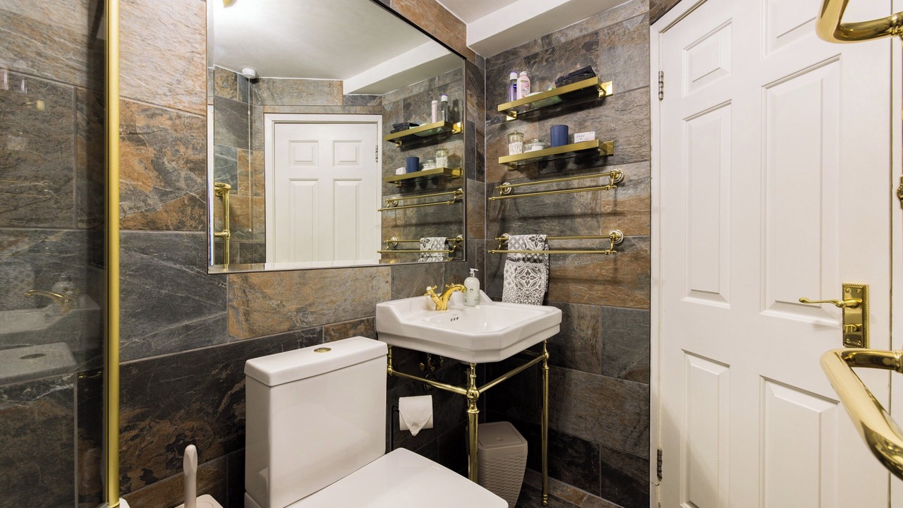 Photo of Bathroom in Mayfair