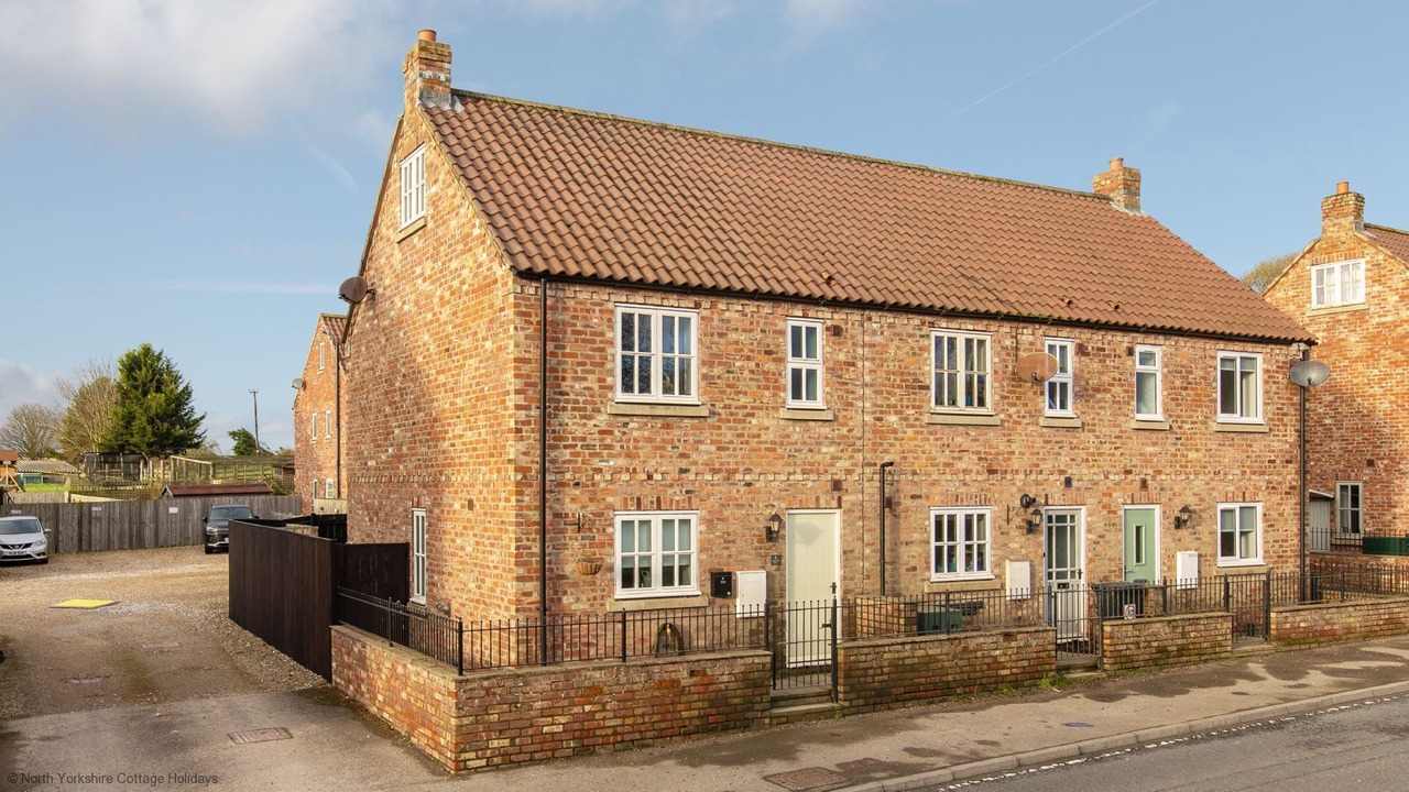 Photo of Outdoor in Potter Brompton