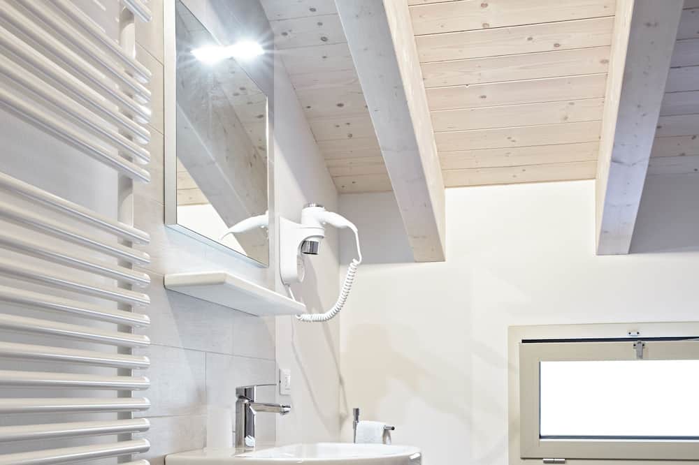 Photo of Bathroom in Negrar