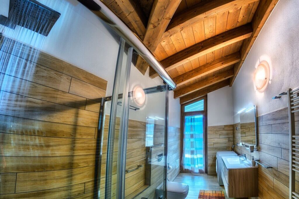 Photo of Bathroom in Colico