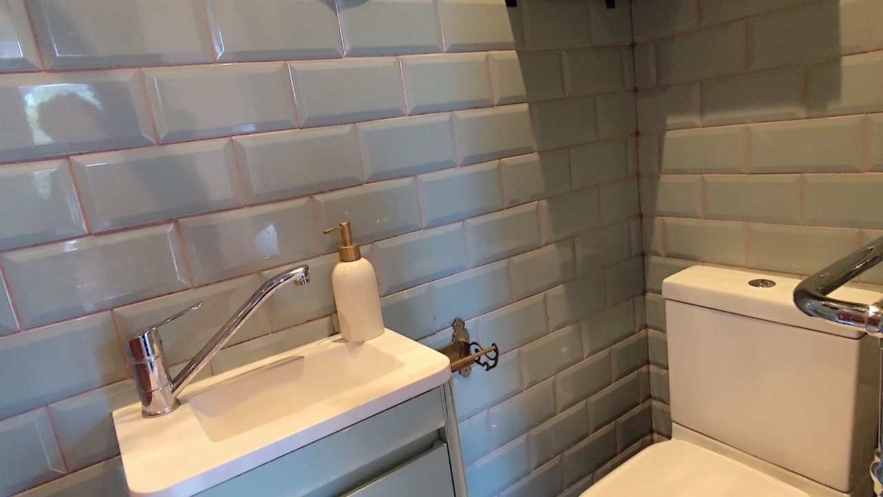Photo of Bathroom in Shadwell
