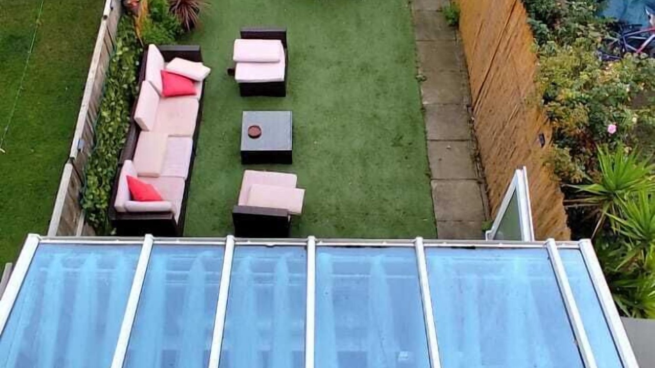 Photo of Outdoor in Shadwell