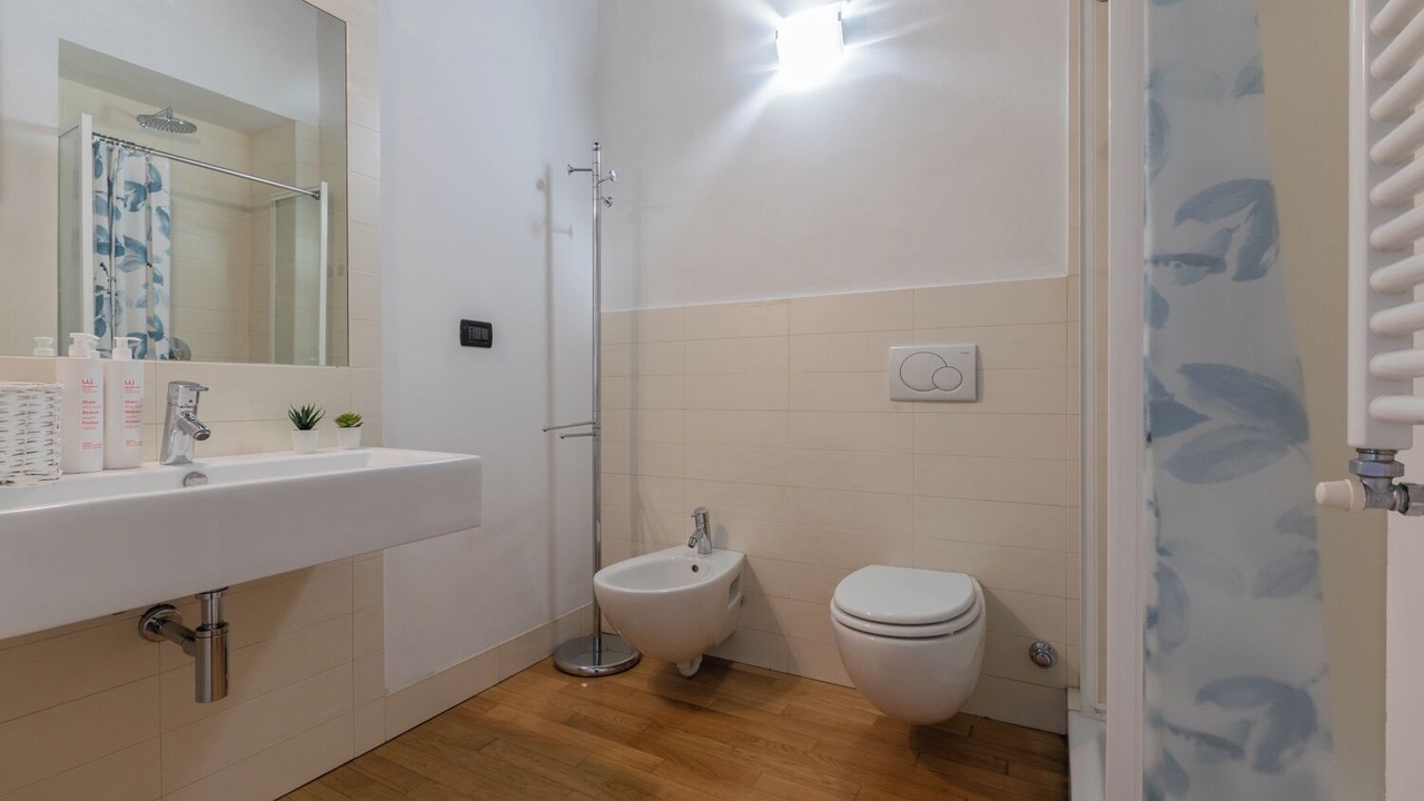 Photo of Bathroom in Roman Quarter