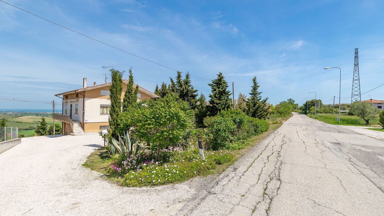Photo of Outdoor in San Costanzo