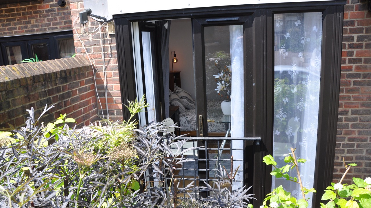 Photo of Outdoor in Island Gardens